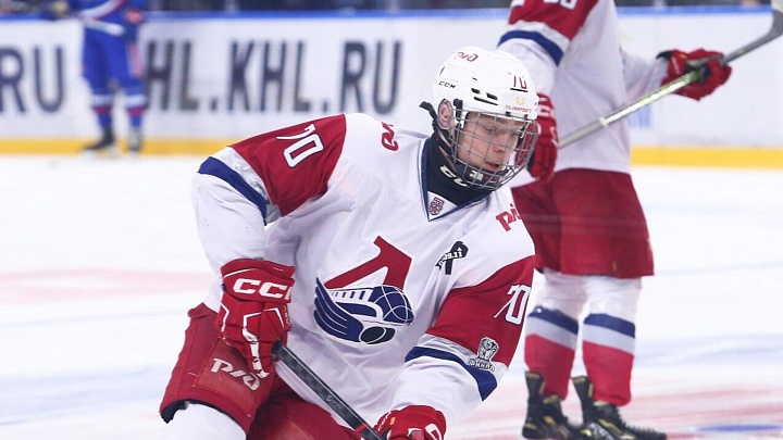 Хоккеист "Локомотива" Сурин получил травму