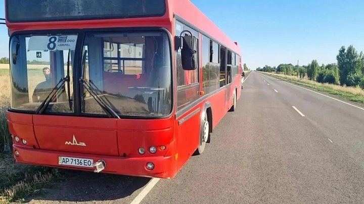 Мирошник назвал нападение на автобус в Запорожской области уголовным деянием